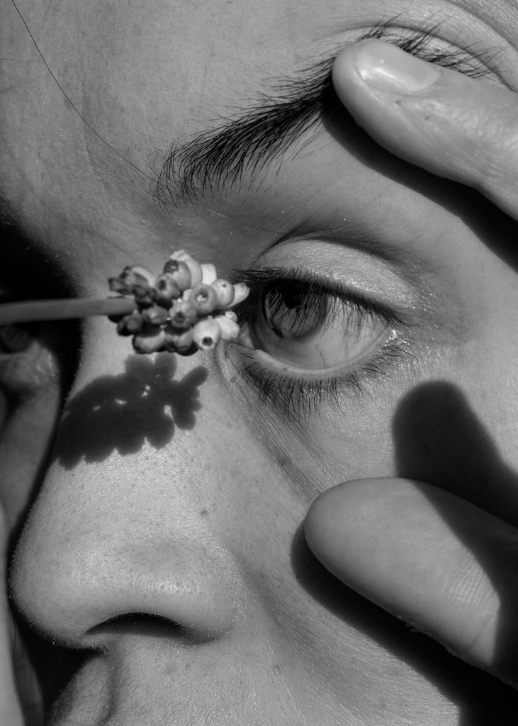 NON TECHNOLOGICAL DEVICES – Chloe Milos Azzopardi