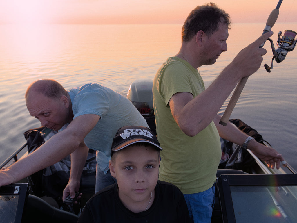 …A HUGE BLUE CONCRETE COVER –  Andrey Ludmer